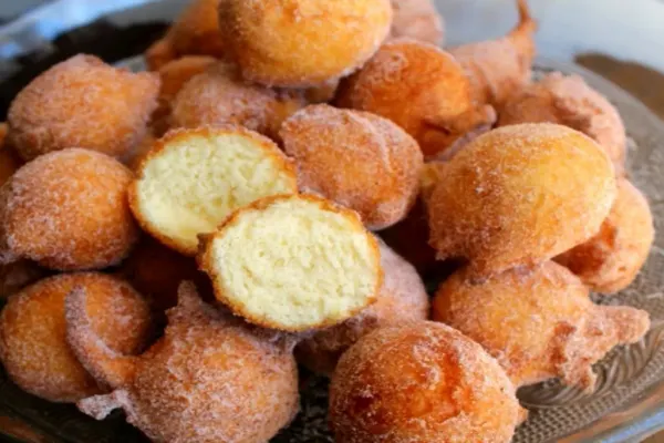 Seu Bolinho de chuva sempre sola? Descubra o ingrediente secreto que resolve isso na hora!