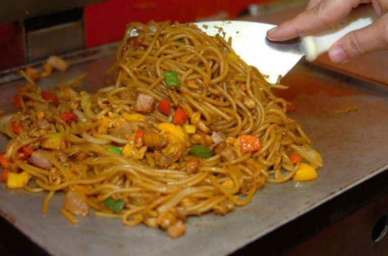 Receita de Macarrão na chapa