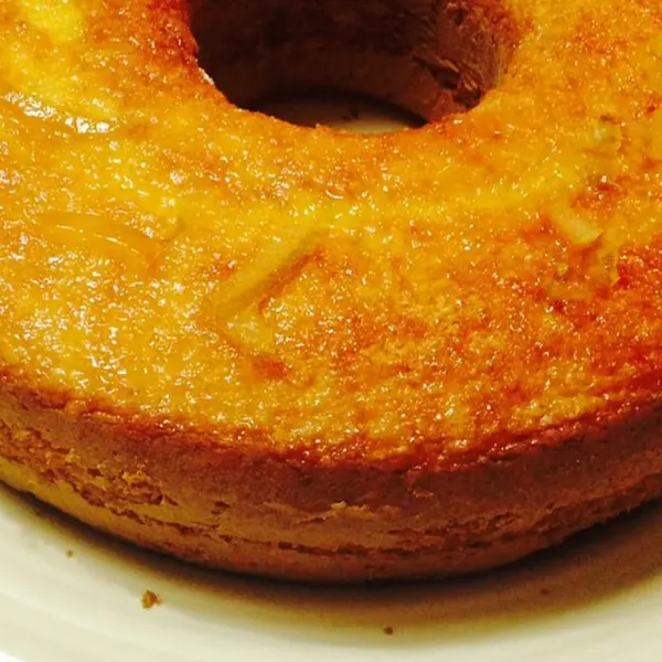 Seu Bolo de laranja sempre sola? Descubra o ingrediente secreto que resolve isso na hora!
