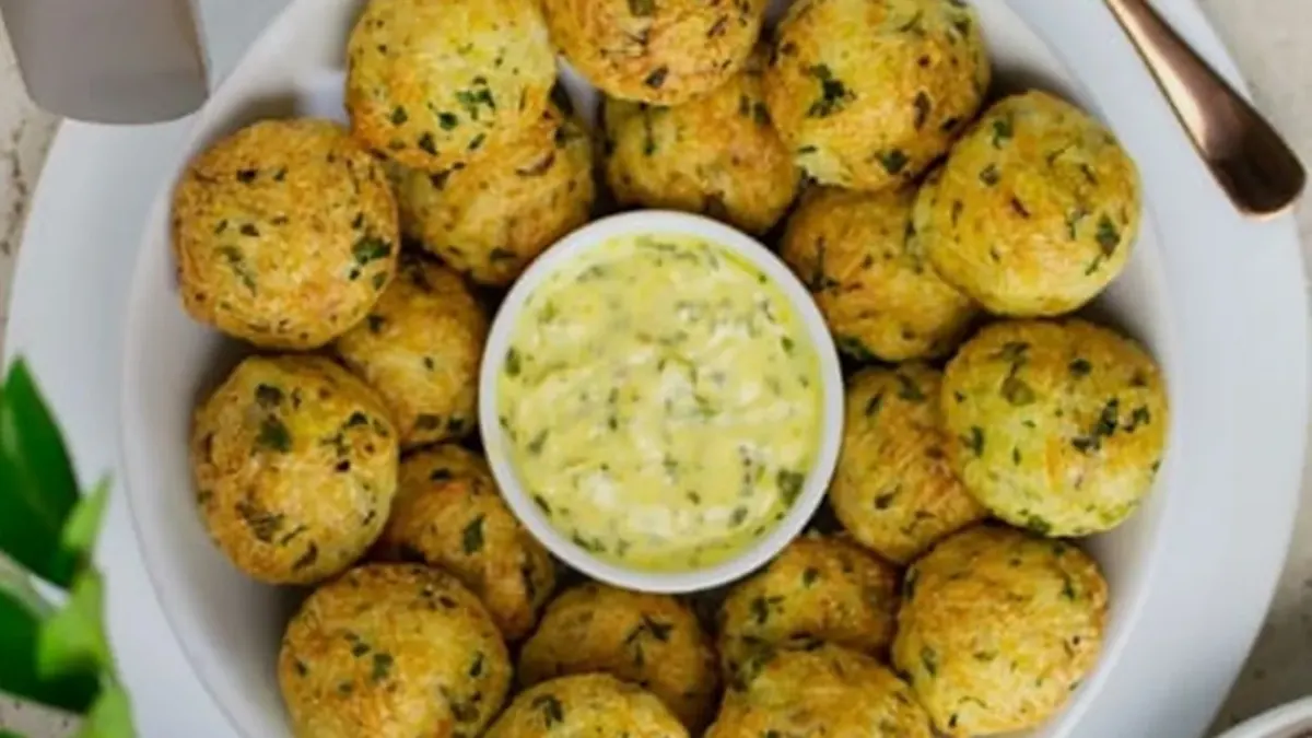 Bolinho de arroz para o almoco: Rapido, nutritivo e que agrada todo mundo