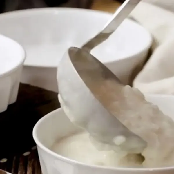 O erro que todo mundo comete ao fazer Arroz doce cremoso e como evitar (Fica perfeito!)