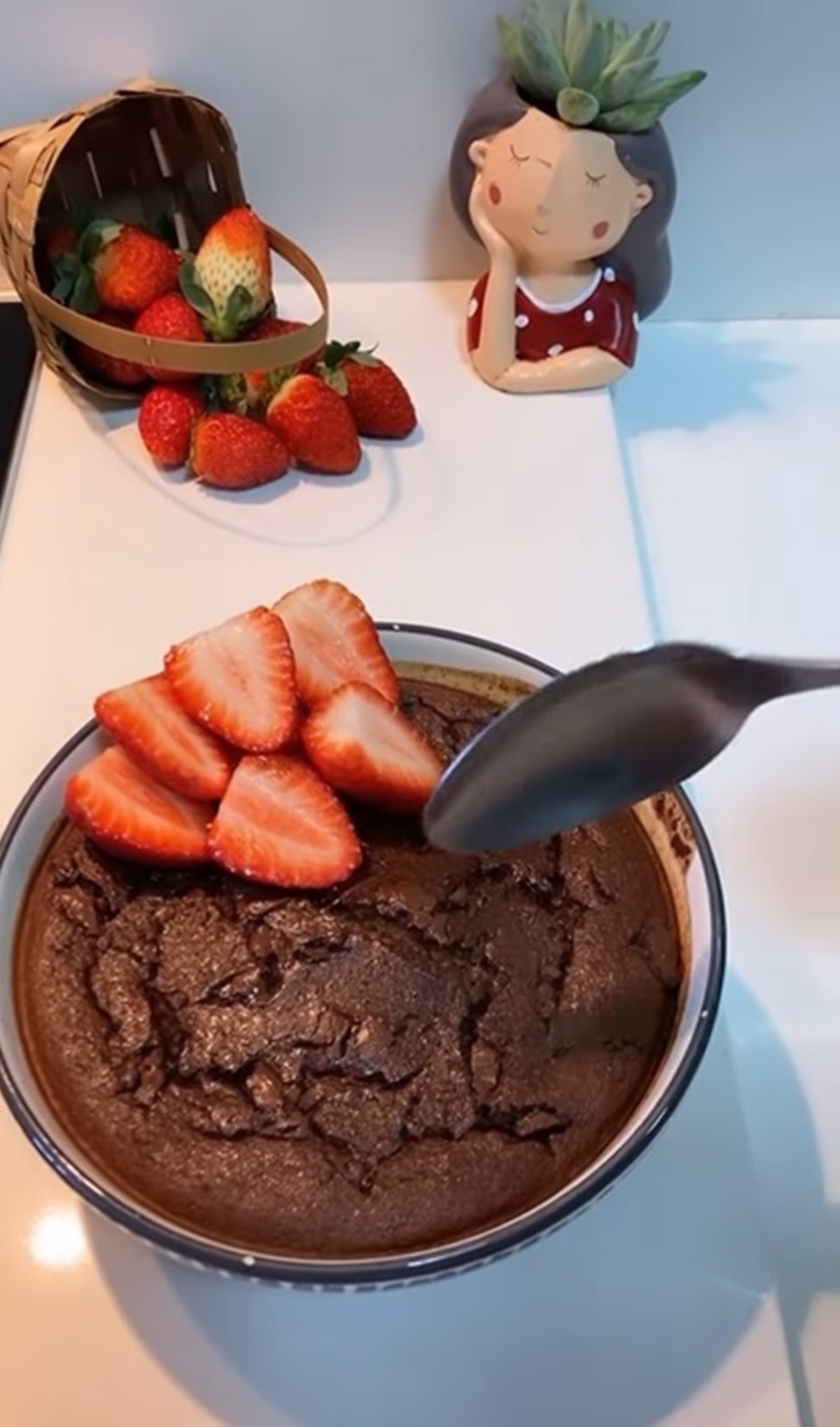 Receita de Bolo de Aveia com Chocolate Cremoso