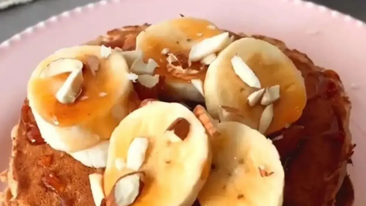 O erro que todo mundo comete ao fazer Panqueca de banana e como evitar (Fica perfeito!)