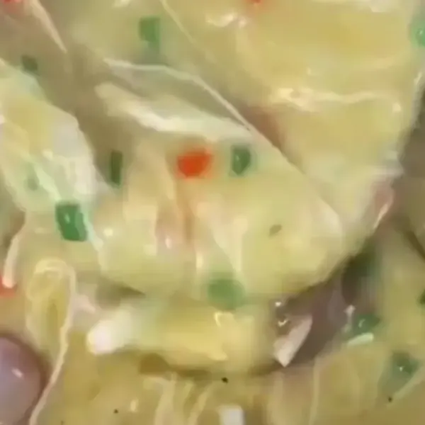 Caldo de frango para o almoco: Rapido, nutritivo e que agrada todo mundo