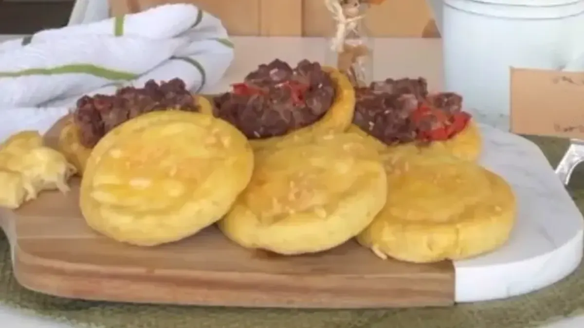 Sobrou frango? Transforme em um Esfiha delicioso que sua familia vai amar
